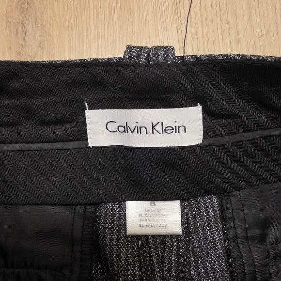 Calvin Klein Grey Woven Front Pleat Low Rise Wide Leg Business Dress Pants Sz 8 - Picture 3 of 5